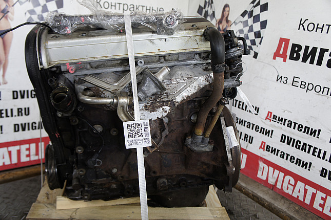 Двигатель вид с боку Opel X 20 XEV
