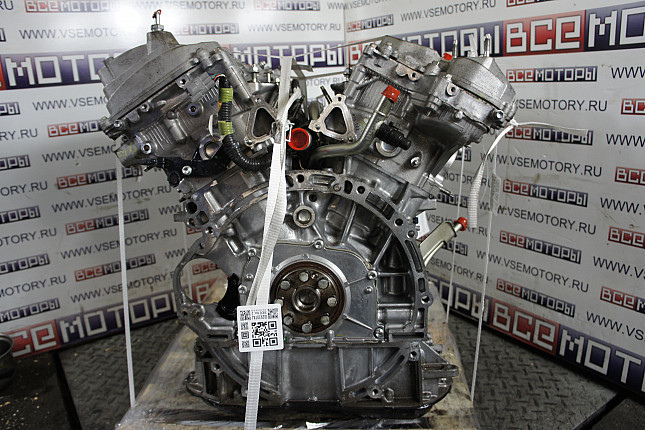 Двигатель вид с боку LEXUS GS 450-H