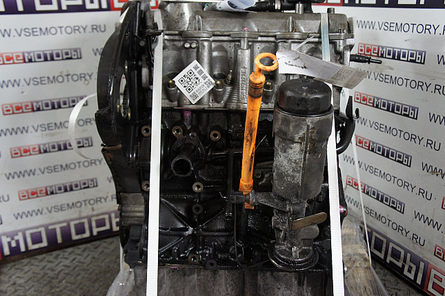 Двигатель вид с боку VW ALH