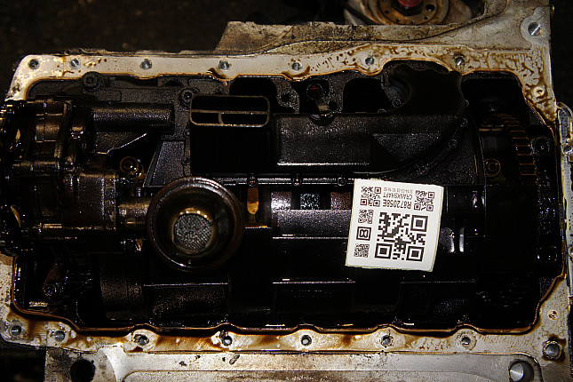 Фотография блока двигателя без поддона (коленвала) VW AHL
