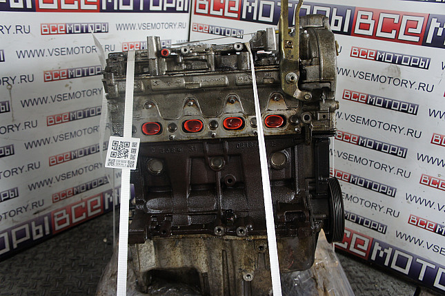 Двигатель вид с боку RENAULT K4JD730